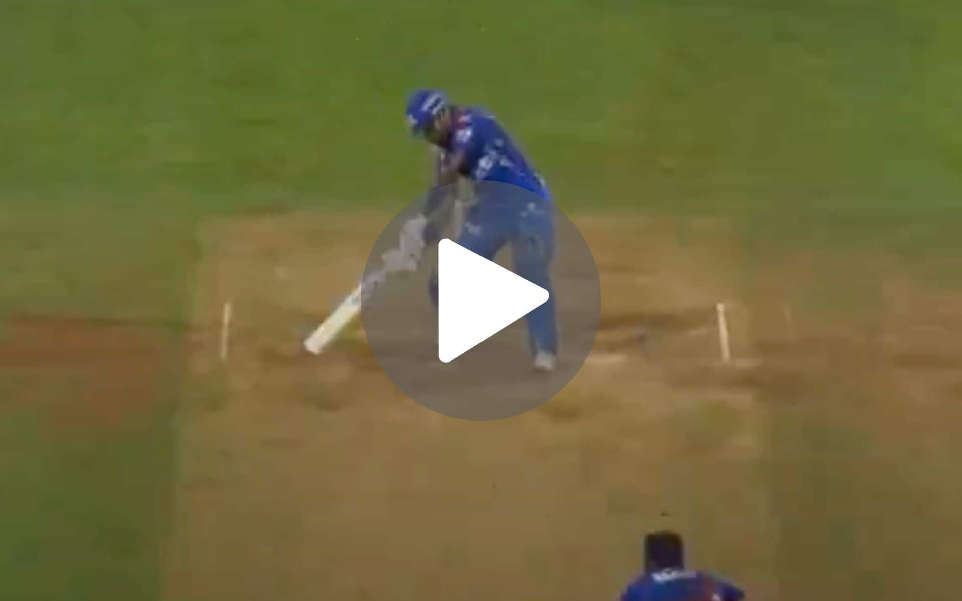 [Watch] Hardik Pandya Finishes In Style With A Trademark Six Against Helpless RCB